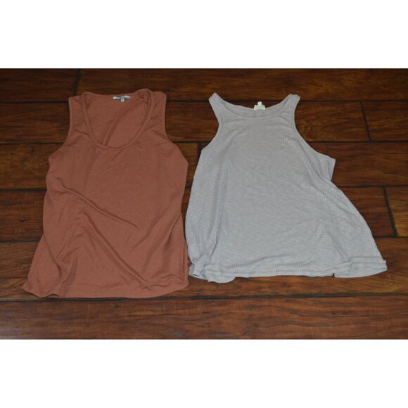BKE Women’s Size Medium Tank Tops Lot of 2 Shirt Sleeveless Stretch Cotton Brown - Picture 1 of 7